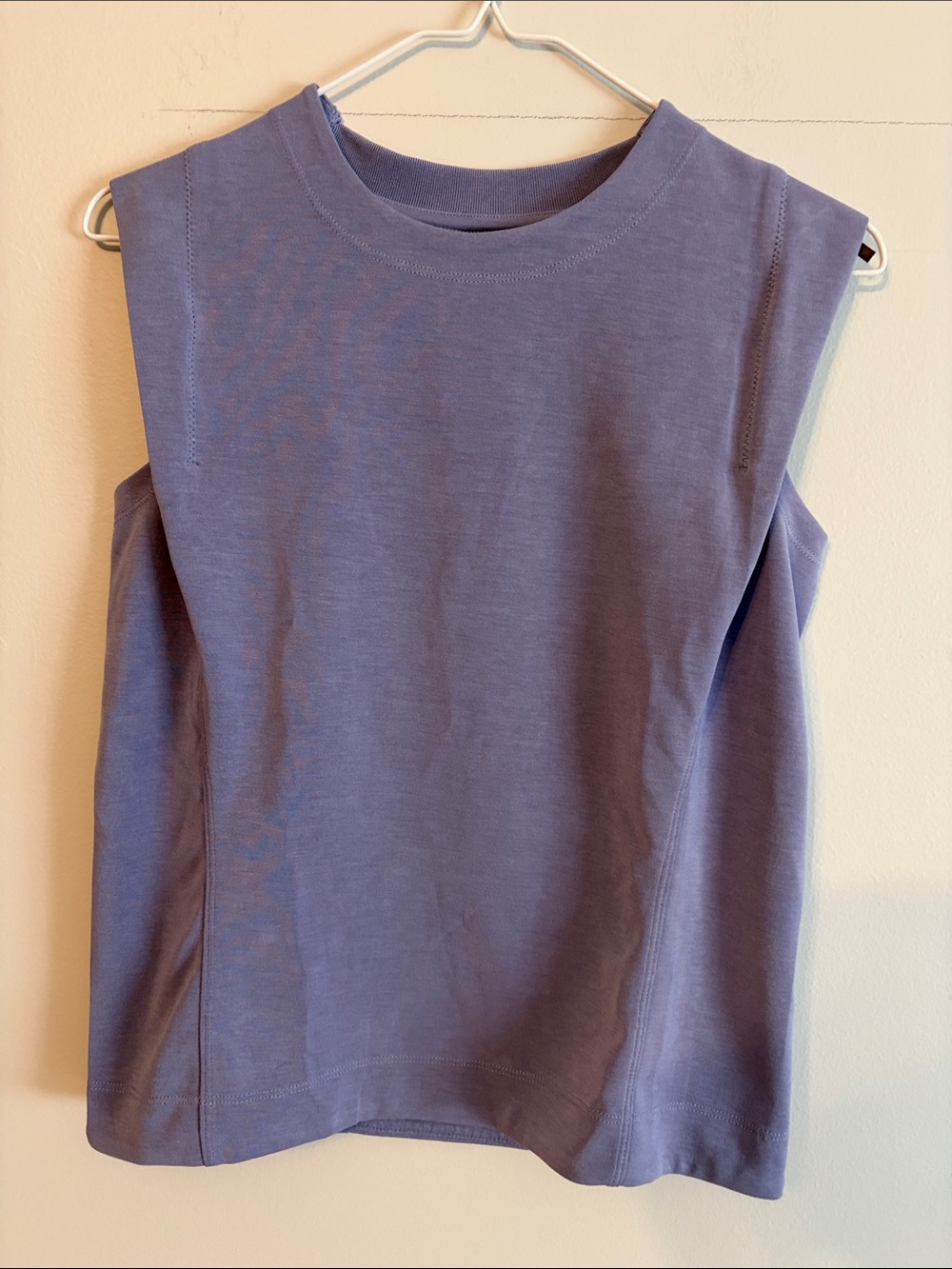 Athleta Lavender Sleeveless Muscle Tank with overlap detail. Xxs.